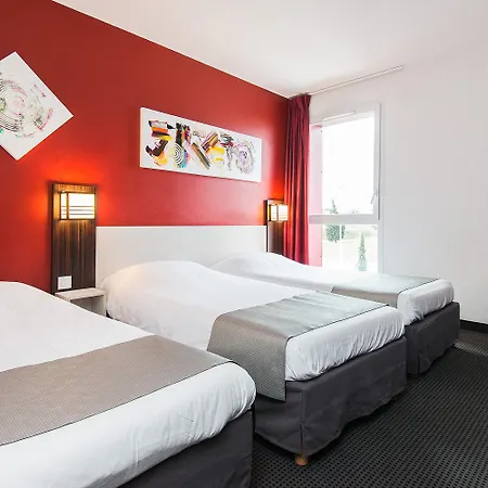 Hotel Pont Rouge , 3*