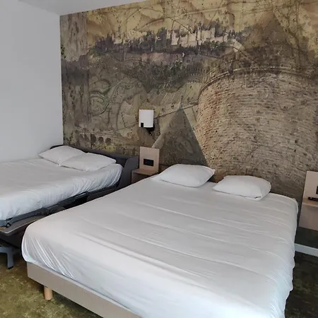 Szálloda Pont Rouge , 3*