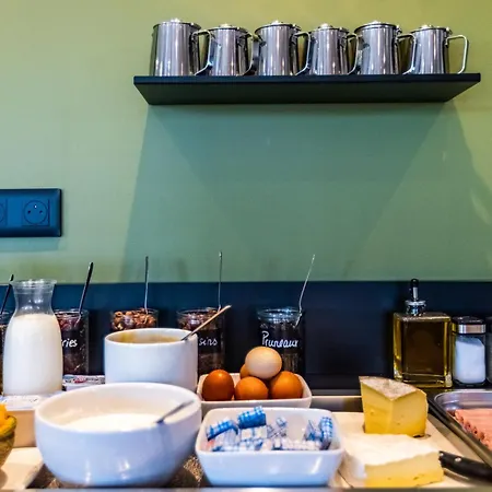 Pont Rouge , 3* Carcassonne