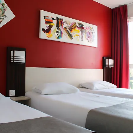 Hotell Pont Rouge ,