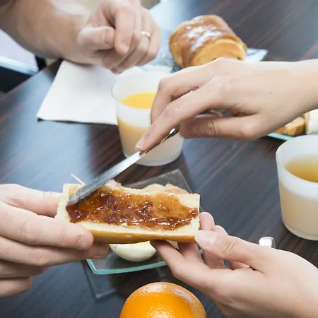 Hotel Pont Rouge , Carcassonne