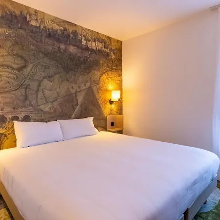 Hotell Pont Rouge ,
