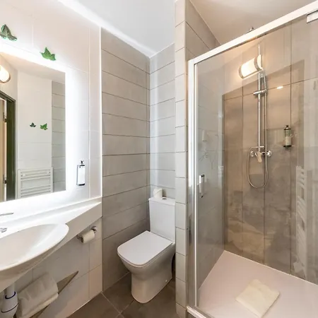 Otel Pont Rouge , Carcassonne