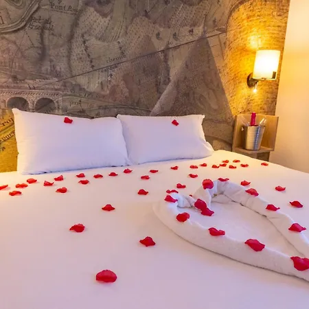 Pont Rouge , Hotell