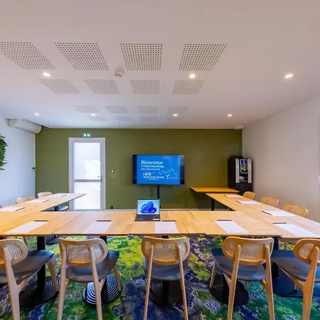 Otel Pont Rouge , 3*