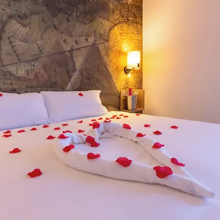 Pont Rouge , Hotell 3*