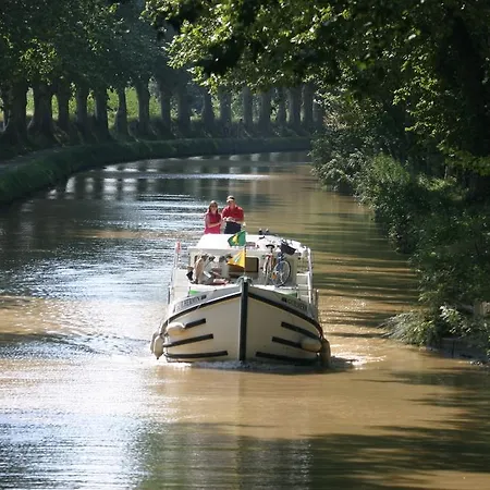 Pont Rouge , Отель Каркассон