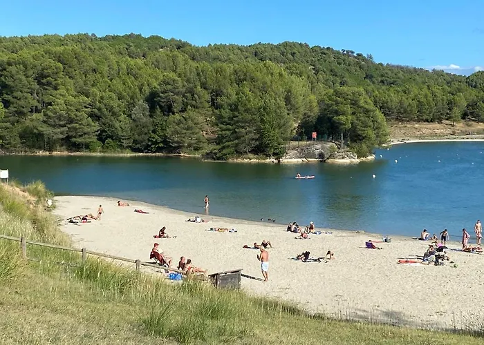 Hotel Pont Rouge , 3*