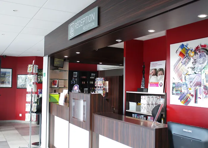 Pont Rouge , 3* Carcassonne