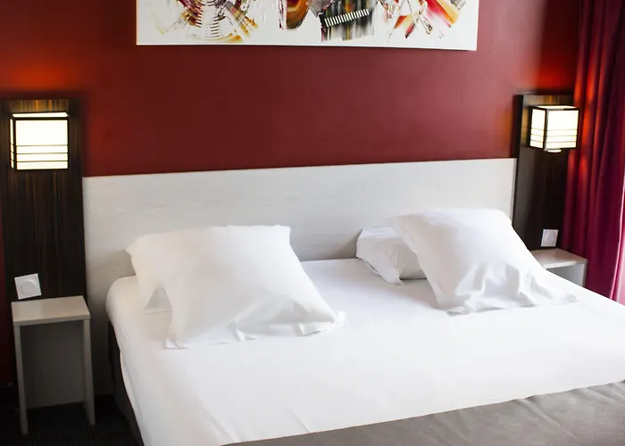 The Originals City, Pont Rouge 3*