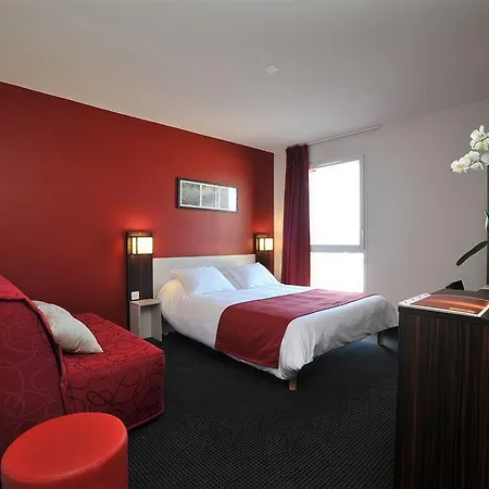 Pont Rouge , 3*