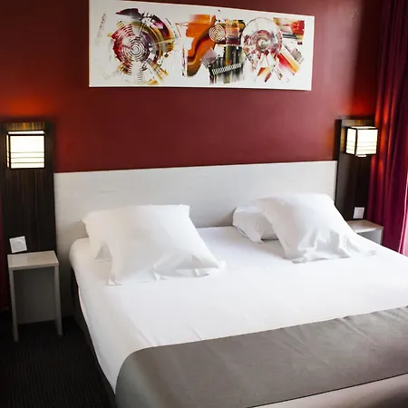 Pont Rouge , ホテル 3*
