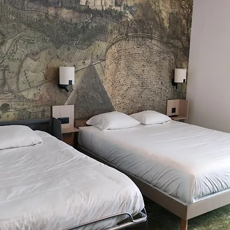 Otel Pont Rouge ,
