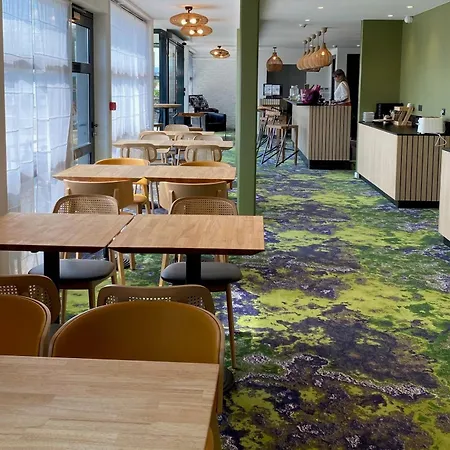 Otel Pont Rouge , 3*