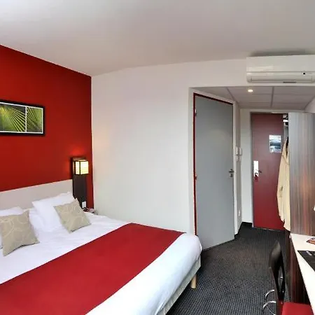 Pont Rouge , ホテル 3*