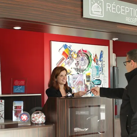 Otel Pont Rouge , 3*