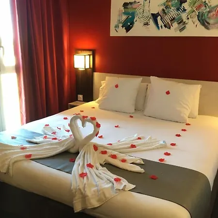 ホテル Pont Rouge , 3*